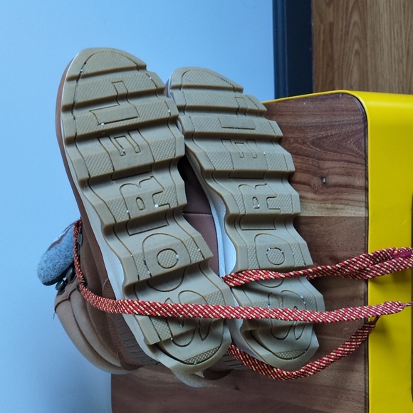 Sorel Brown Lace-Up Winter Boots, Sz 9 - Picture 6 of 6